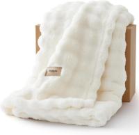 Bedsure 3D Fleece Bubble Blanket for Couch